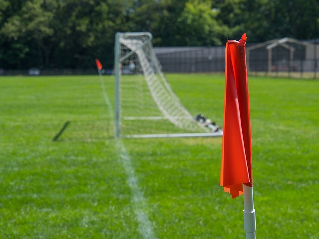 水涨船高 水涨船高